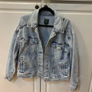Wild Fable light wash denim jacket